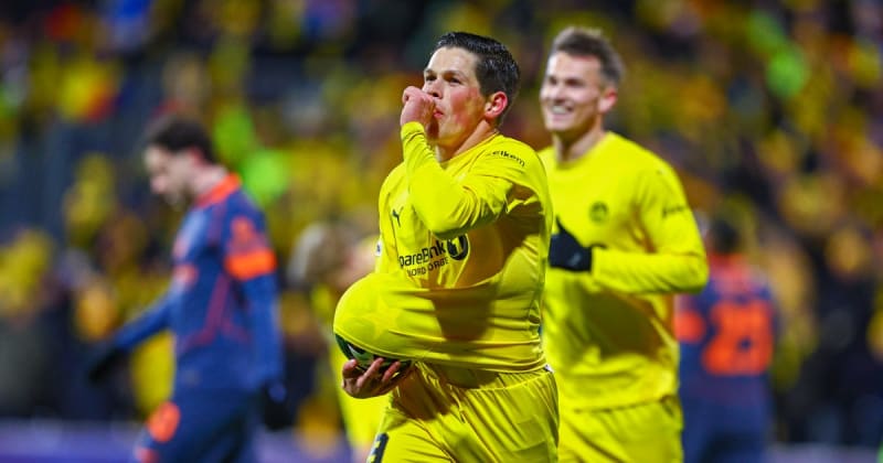 Arctic Underdogs Stun Champions League Giants 3-1