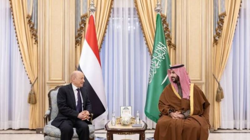 Saudi Defense Minister Prince Khalid bin Salman meeting with Yemeni Presidential Leadership Council representatives in Riyadh