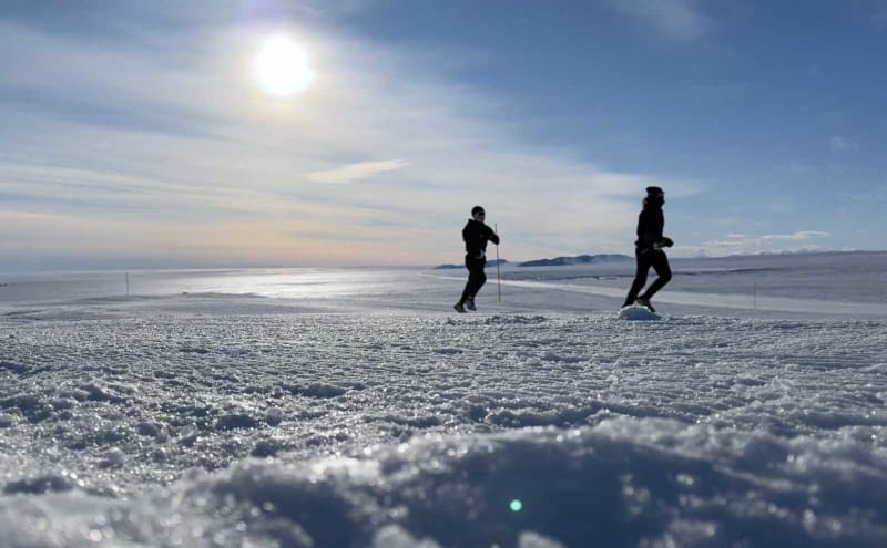 51-Year-Old Shatters World Record in 7-Continent Race - Image 2