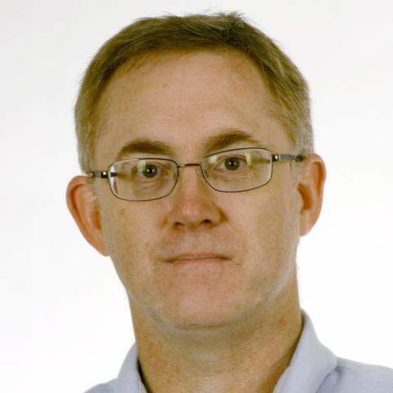 Firefighter Swims Into Icy Pond to Save Stranded Dog - Image 2