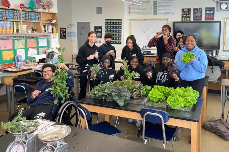 Bronx Teacher Wins National Award for Green Science - Image 2