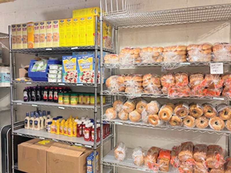 Charlotte Food Shelf Helps 40 Families With Community Love - Image 2