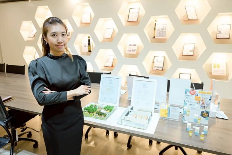 Thai Silk Becomes Medical Breakthrough at Chulalongkorn - Image 4