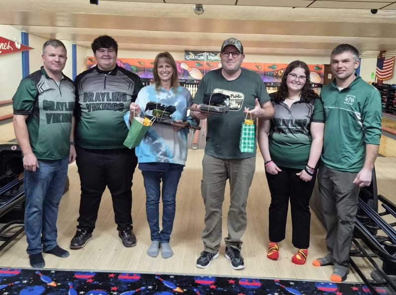Grayling High Bowlers Raise Funds With Community Event - Image 2