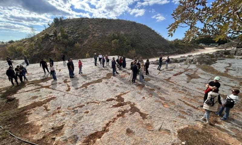 Ancient Sarcophagus Found Beneath Dubrovnik Cathedral Square - Image 4