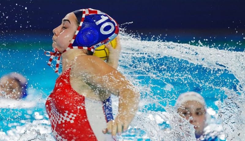 Croatia Women Beat France 15-9 in Historic Water Polo Win - Image 4