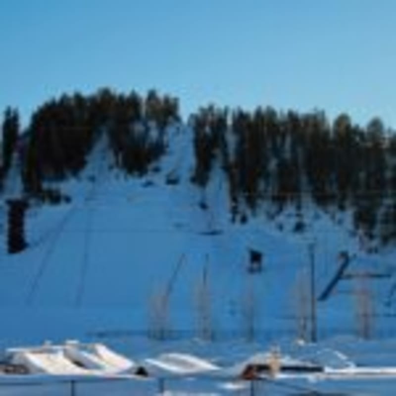 Lindsey Vonn Returns to Racing at 40 After Knee Surgery - Image 3