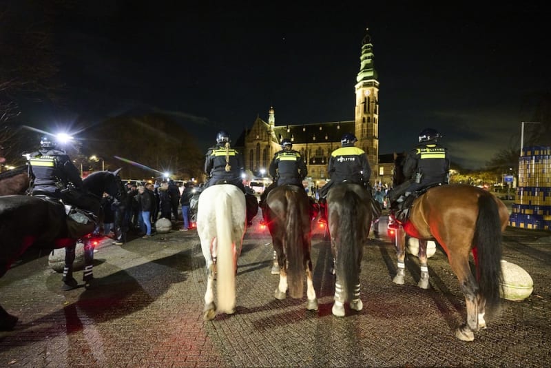 75% of Dutch Councillors Run Again Despite Threats