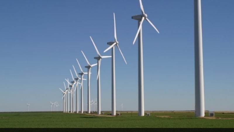 Greece Ranks 3rd in EU for Solar Power in Historic 2025