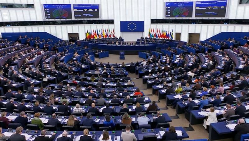 EU Lawmakers Vote 90% Emissions Cut by 2040