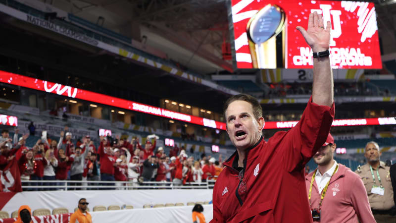Indiana Beats Miami 27-21 for First Football Championship - Image 2
