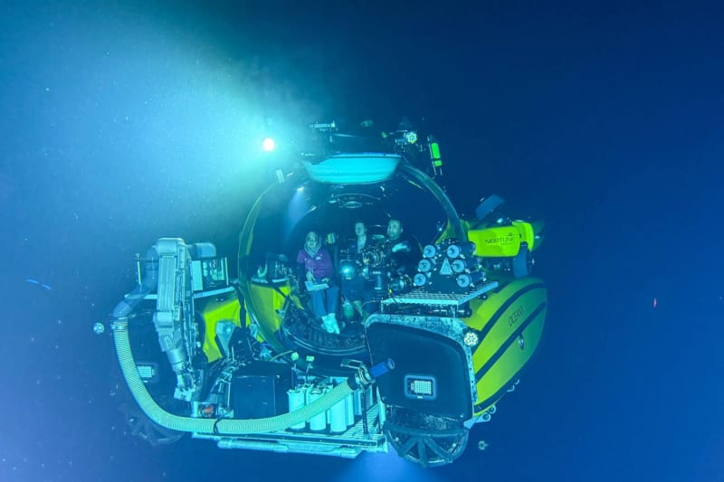 Scientists Explore Deep Sea in Submersibles Off Indonesia - Image 3