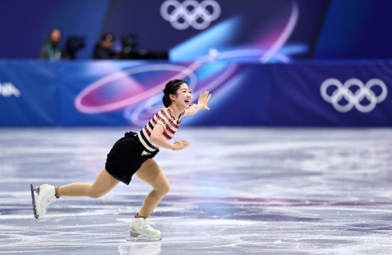 Japan's Skaters Sweep Top 4 in Olympic Short Program - Image 3