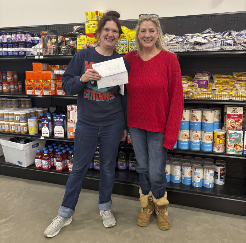 Des Plaines Foundation Doubles Donations to $50K for Pantries - Image 5