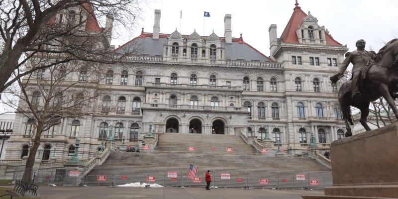 New York Pushes for Faster Access to Mental Health Drugs - Image 2