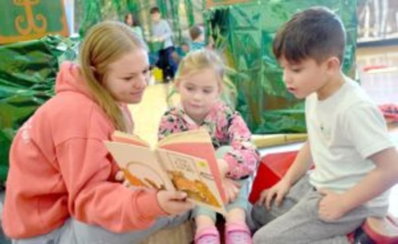 School's Wizard of Oz Reading Program Logs 50K Minutes - Image 4