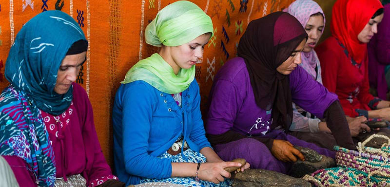 Morocco Grants $1.6M to 436 Women's Cooperatives