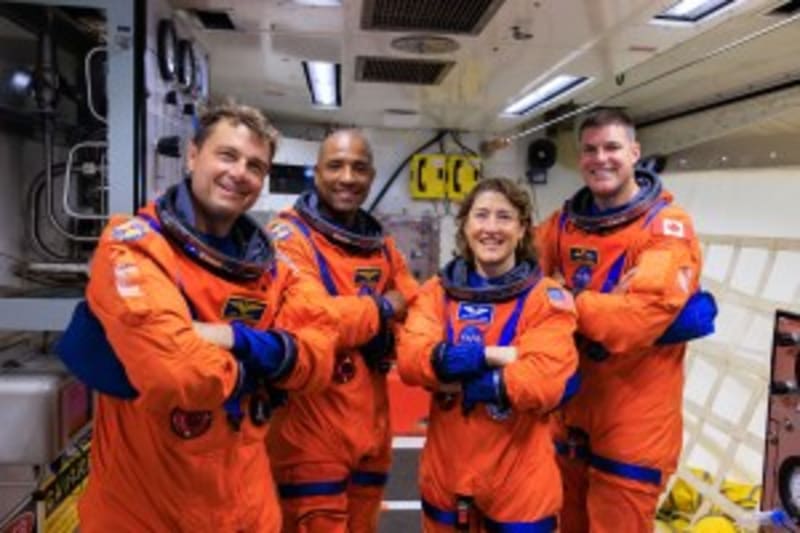 NASA and University of Texas Partner to Train Space Explorers - Image 5