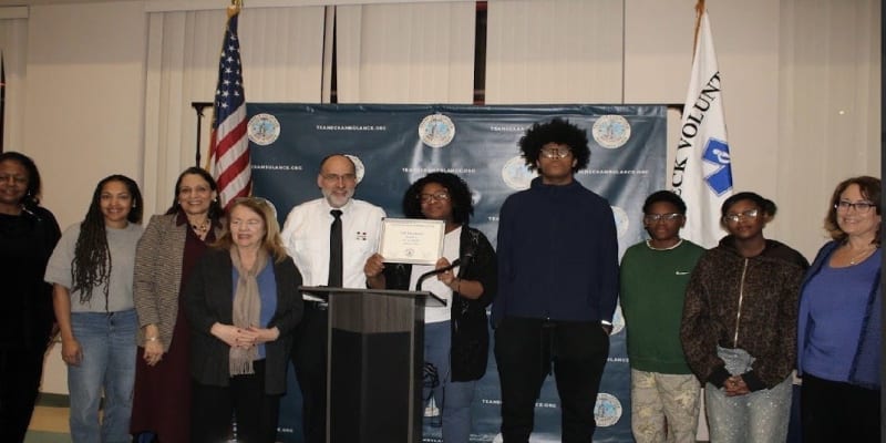 Off-Duty EMT Saves Teen's Life in Teaneck - Image 2