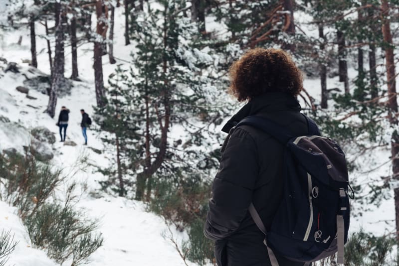 9 Expert Tips Make Winter Hiking Safe and Magical