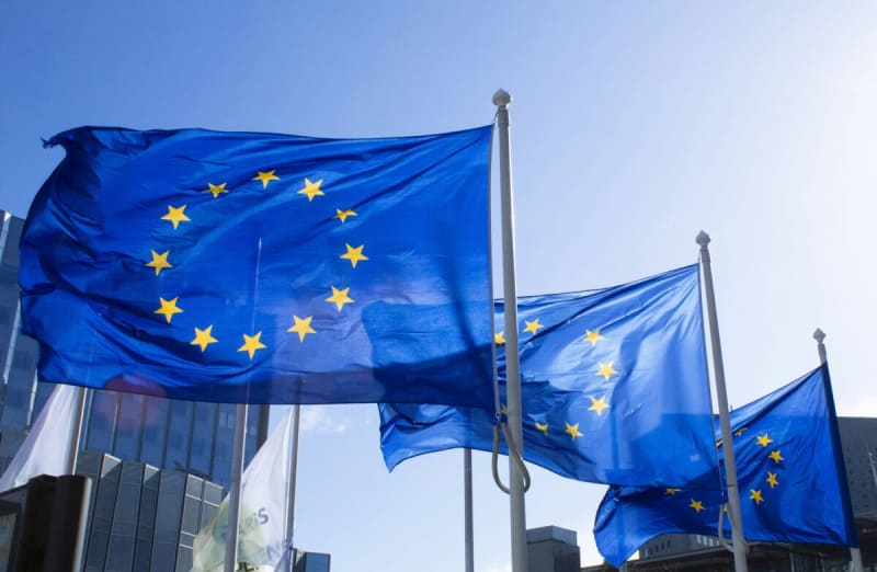 Solar Beats Coal in Europe, Powers 13% of EU Grid