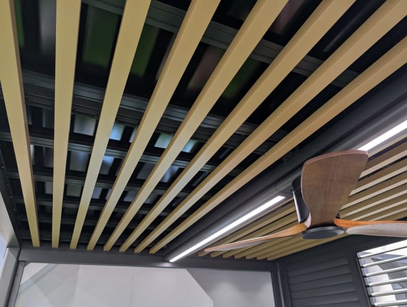 Solar Gazebo Powers Your Home While You Relax Outside - Image 4