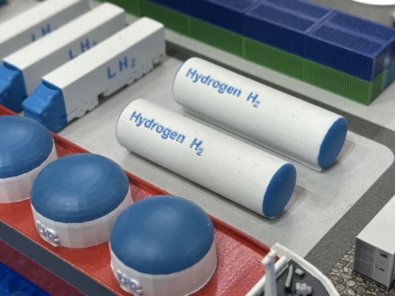 Dutch Tulip Farm Makes Clean Energy with Hydrogen