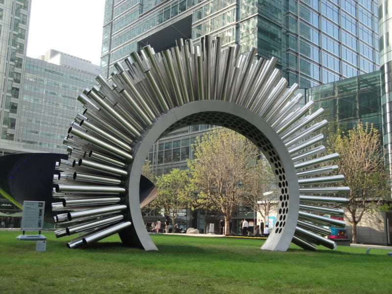 Wind-Powered Sculptures Turn Invisible Energy Into Song