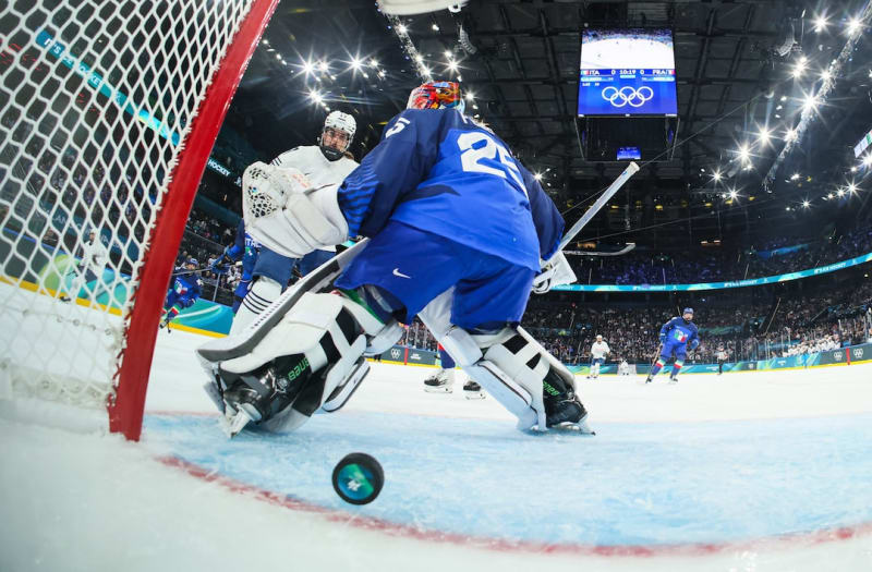 Italy Wins First Olympic Women's Hockey Game at Home - Image 2