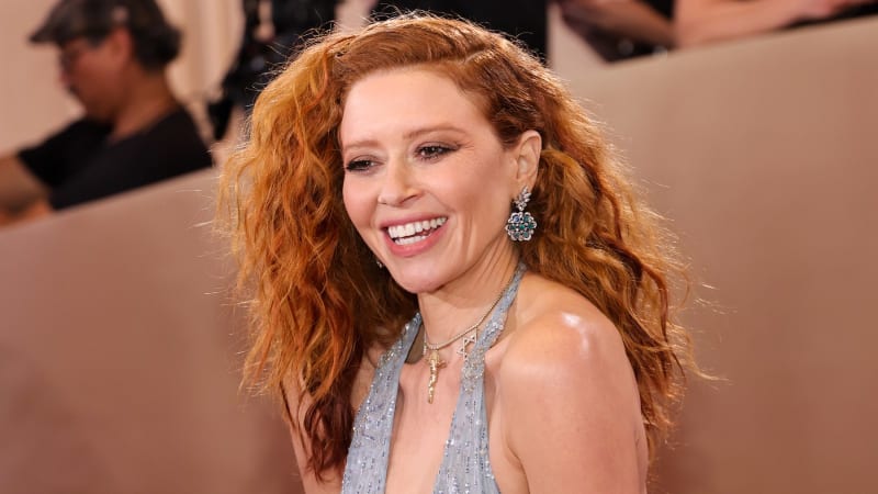 Actress Natasha Lyonne smiling at camera, sharing message of hope about addiction recovery