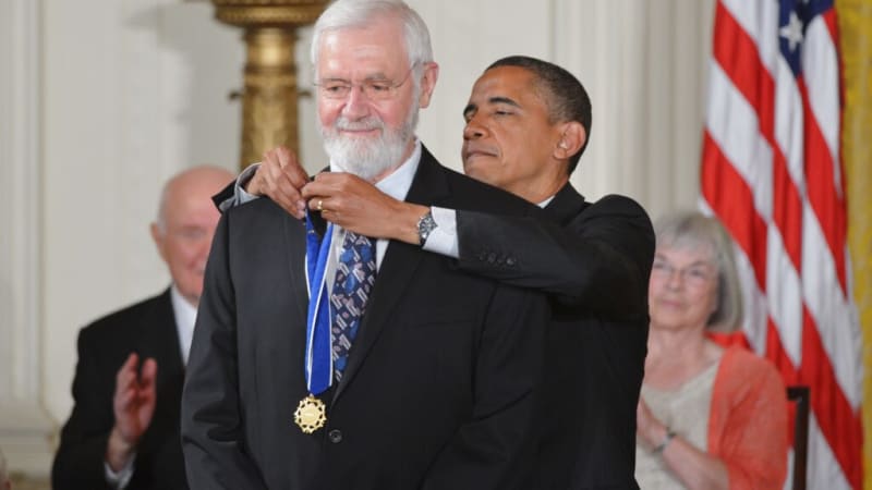 Smallpox Hero William Foege Dies at 89, Saved Millions