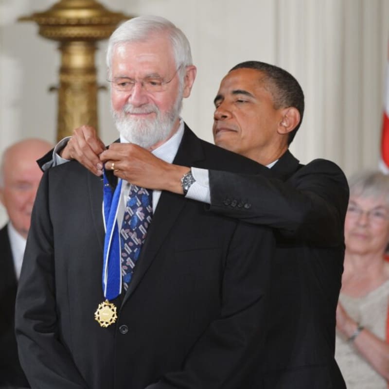 Smallpox Hero William Foege Dies at 89, Saved Millions - Image 2