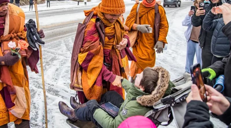 Med Student Surprises Stroke Survivor Dad With Dream Trip - Image 5