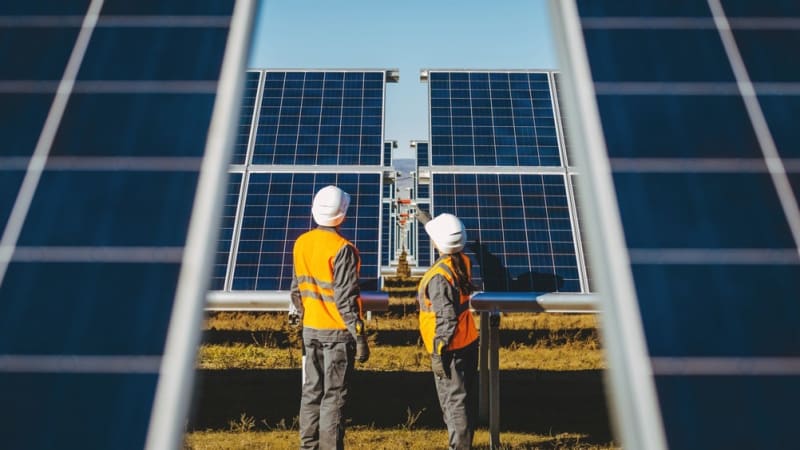 UK Locks in Record 4.9GW Solar in Clean Energy Auction