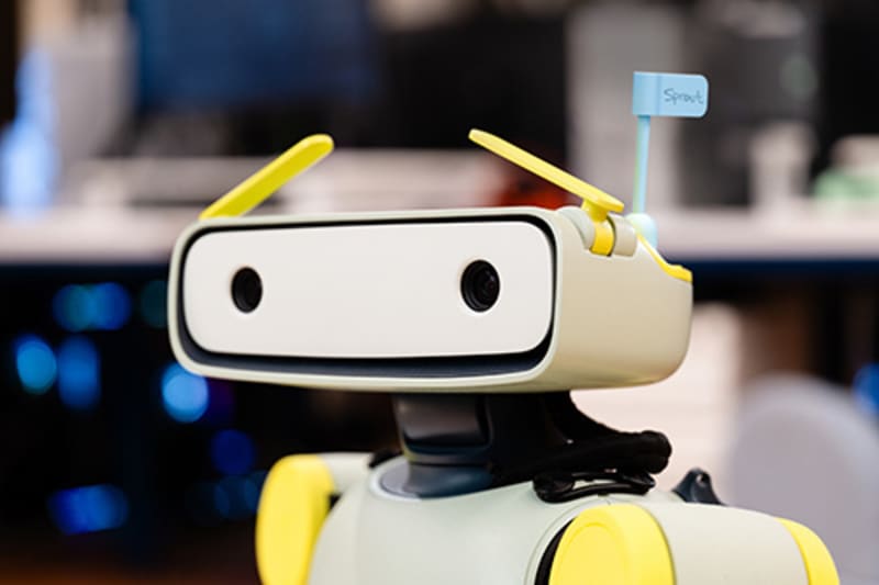 NY Startup Builds Friendly Robot That Plays With Kids - Image 3