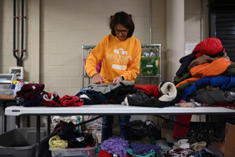 MLK Day Drive Brings Winter Warmth to 3,000 Families - Image 4