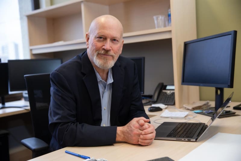 UC Professor Hans Breiter working on groundbreaking artificial intelligence system for addiction diagnosis