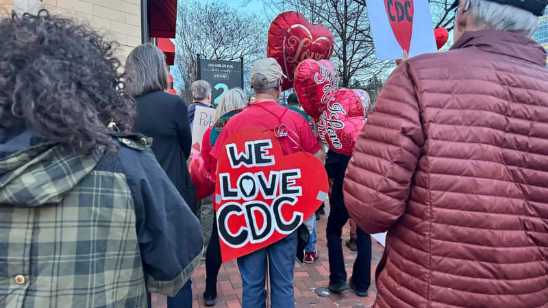 CDC Workers Feed Hundreds Amid Atlanta Food Insecurity