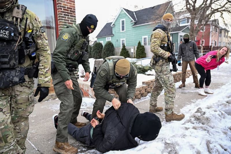 Indiana Football's Historic Rise From Doormat to Powerhouse - Image 5