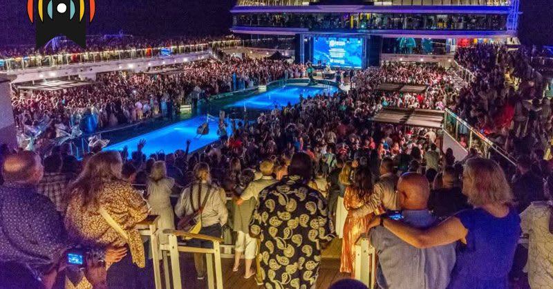 1,593 Couples Break World Record Renewing Wedding Vows - Image 2