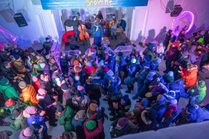 Yellowknife Snow Castle Seeks 55 Volunteers for March