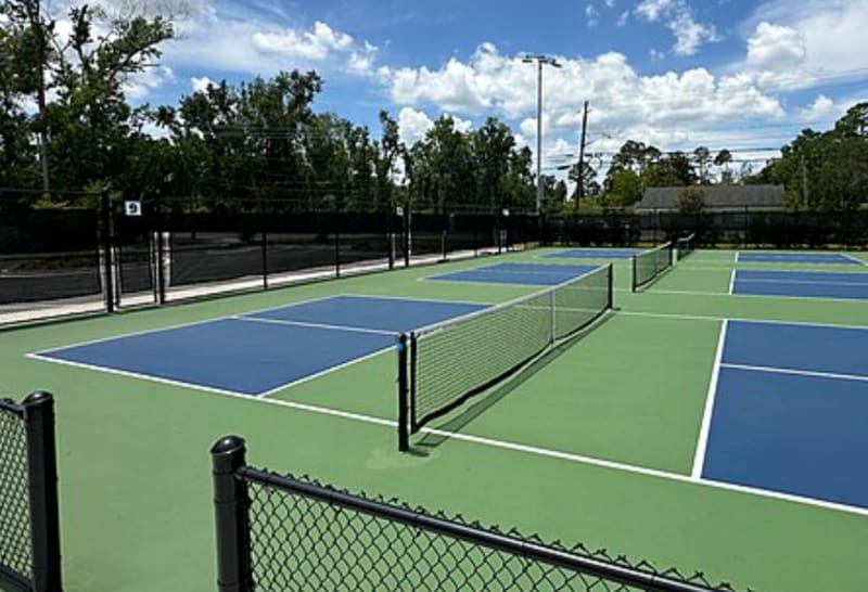 Teens Chase World Record Recycling 500M Tennis Balls