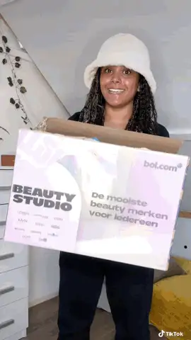 Bol.com - Kelly.gif