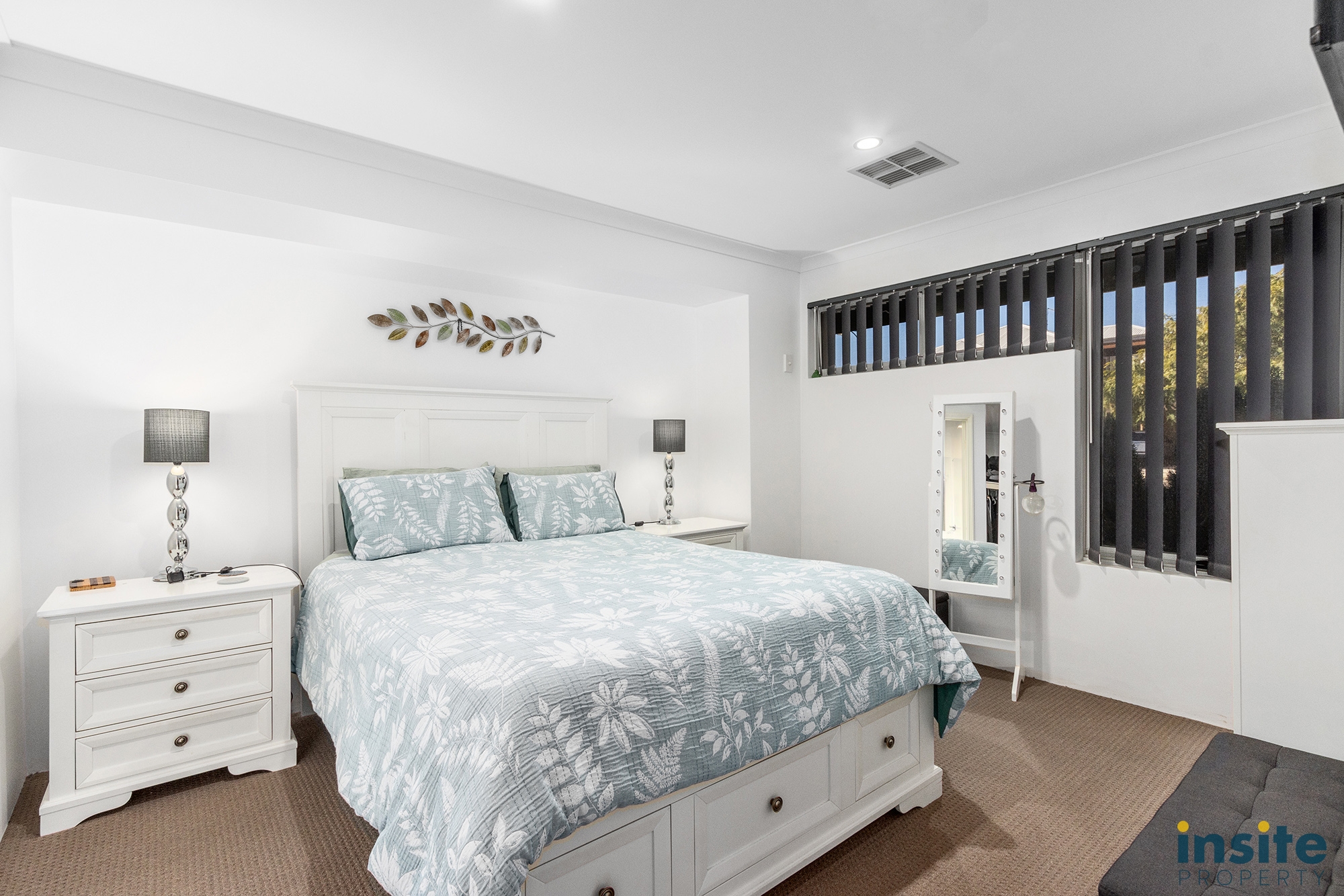 Bed Room