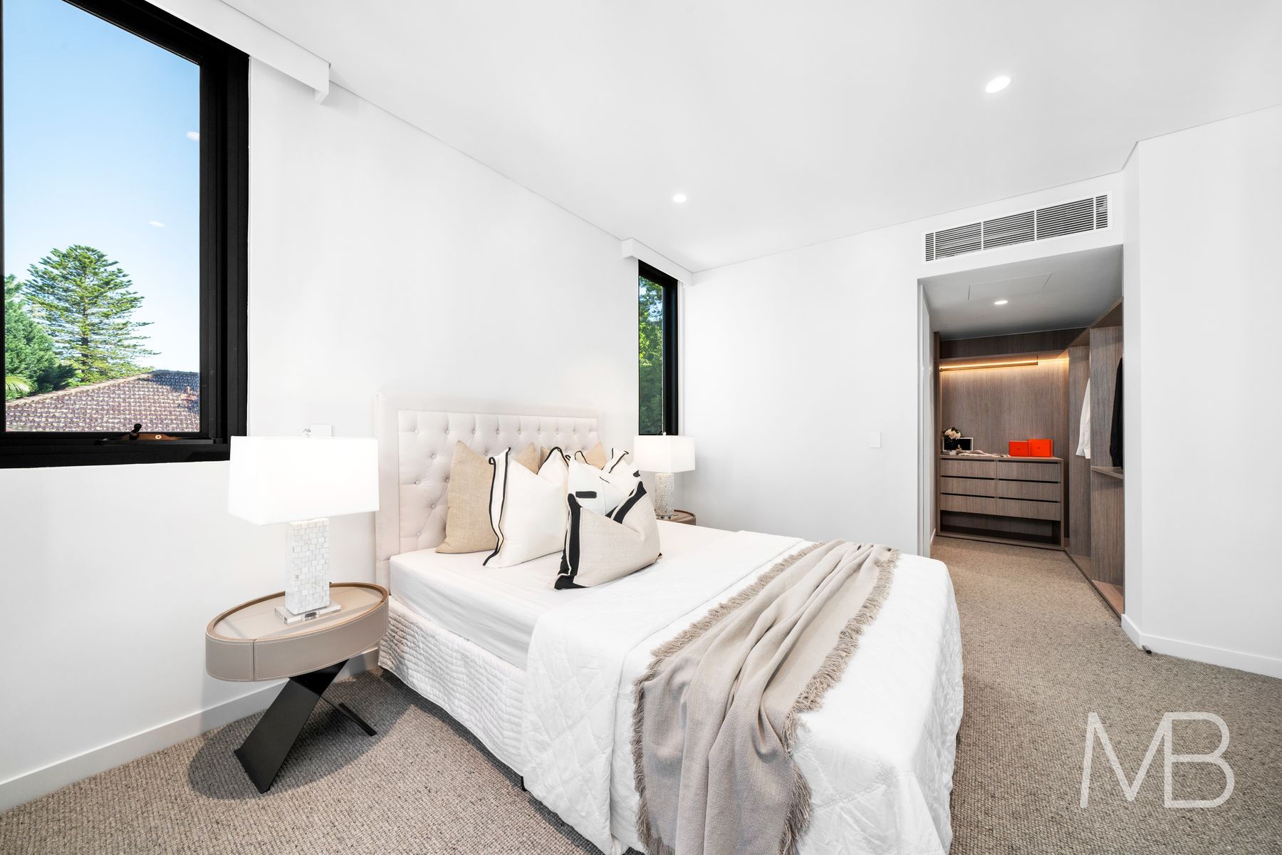 Bed Room