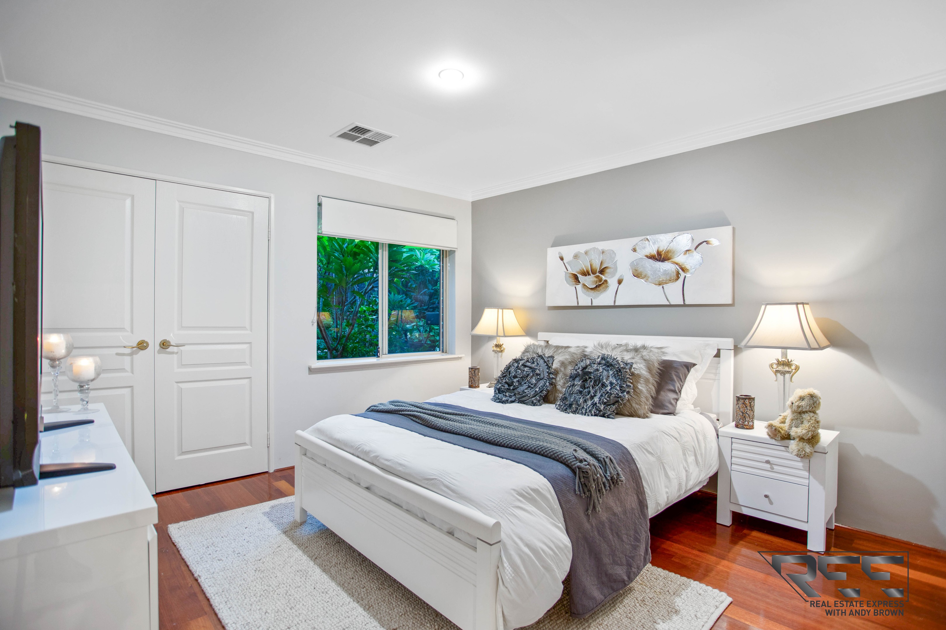 Bed Room