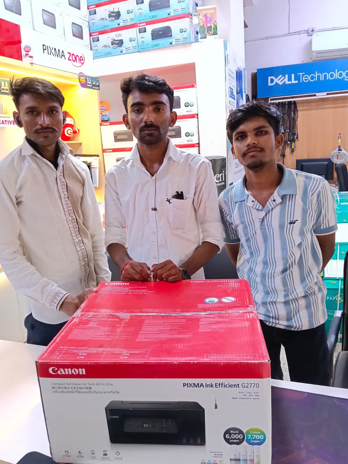 Customer review photo from RAWAT JI