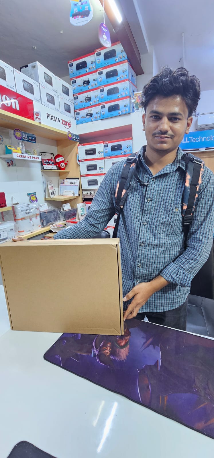 Customer review photo from Divyansh