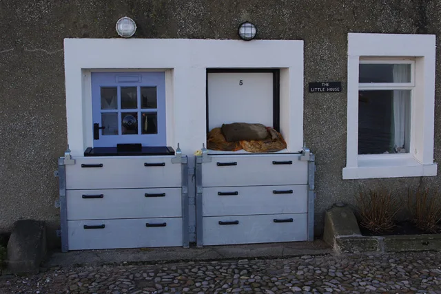 Chest Of Drawers Vs Dresser Which One To Choose