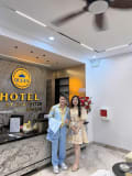 QUEEN HOTEL - 5